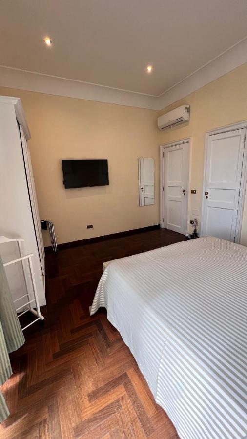 Calabritto Suite Νάπολη Εξωτερικό φωτογραφία
